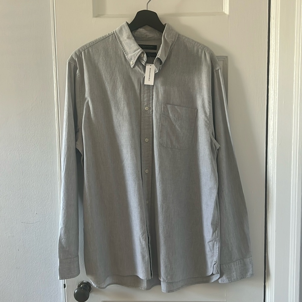 NWT - Banana Republic Men’s Organic Cotton Collard Shirt